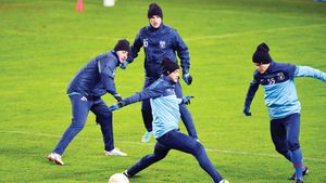 INCREDIBIL! Chipciu, criză de isterie în vestiar:** "Nu vedeți, bă, că ăsta (Becali) își bate joc de noi?" Steliștii s-au crucit când au auzit de ce se plânge