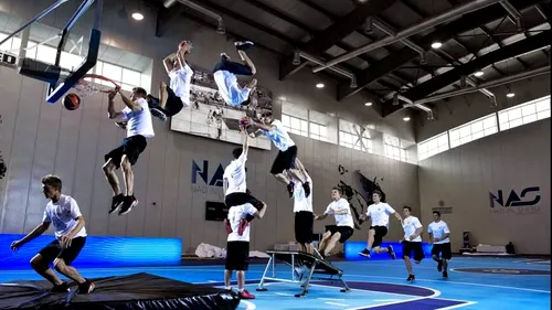 6 băieți au încercat un slam-dunk. Ce a ieșit în Abu Dhabi, la finala 3x3, e uimitor | VIDEO EXCLUSIV