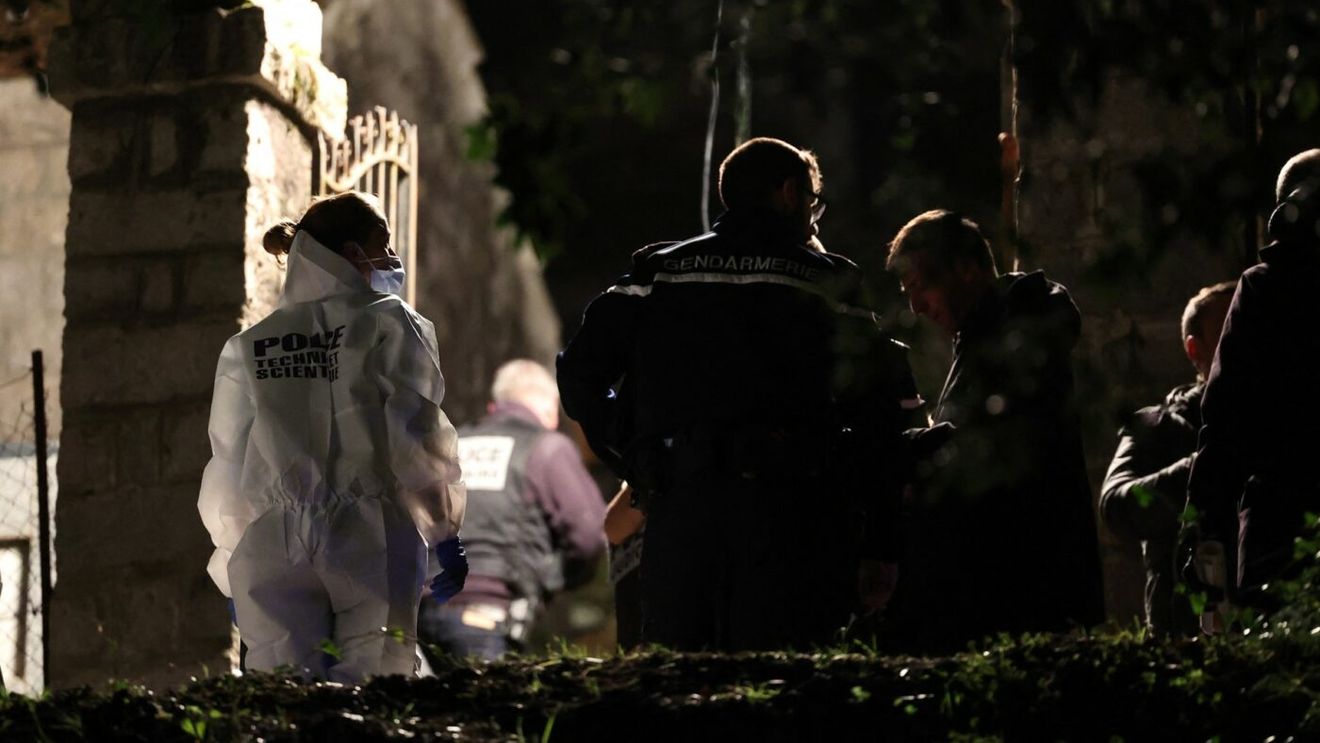 EXTRA L-au omorât la înmormântarea mamei lui pe fostul preşedinte al lui Adrian Mutu!