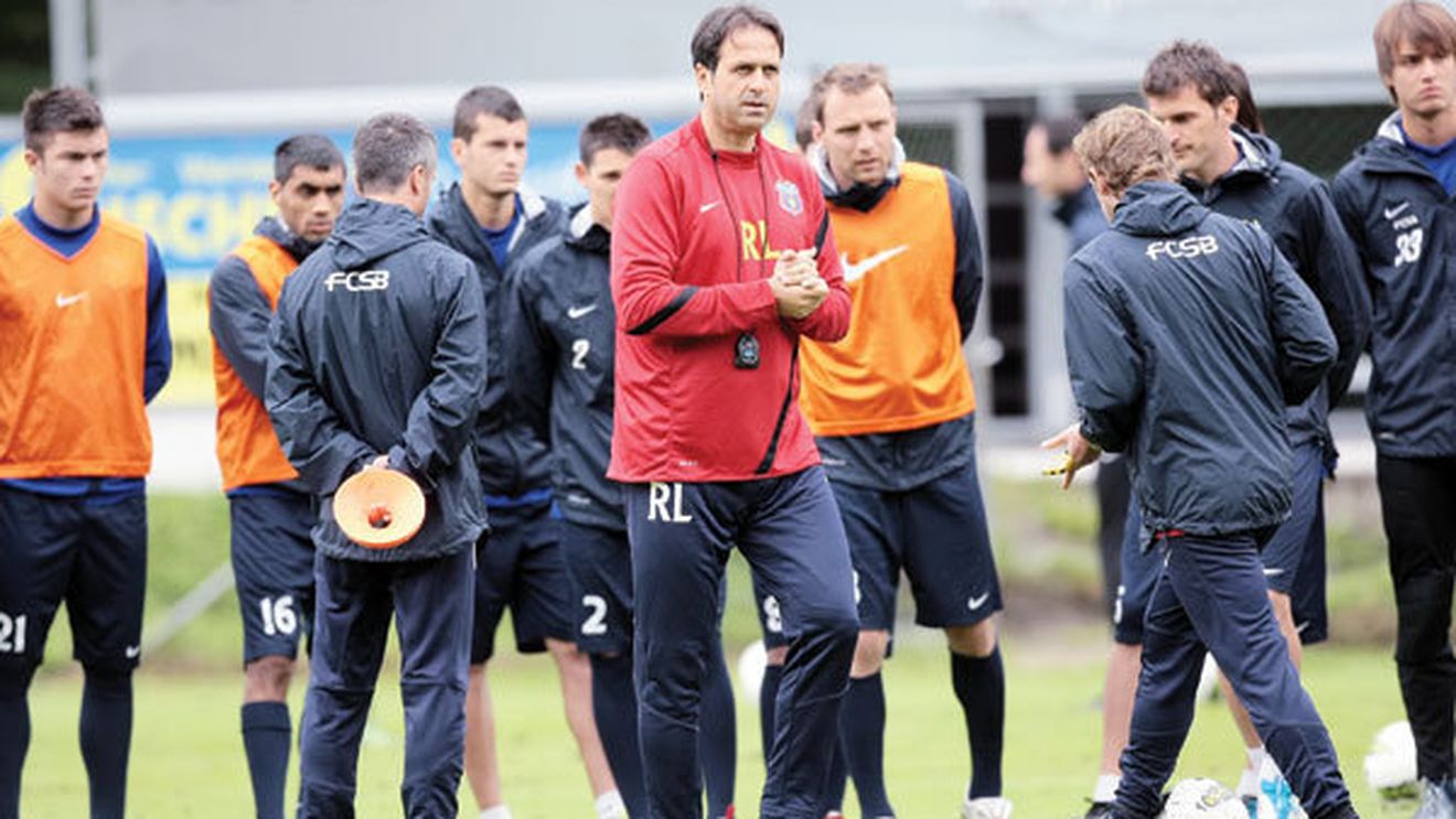 Florin Costea, pe lista UEFA! Tibi Bălan și Goga nu vor juca în Europa dacă vin la Steaua!** UITE ce jucători va folosi Levi în grupe!