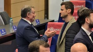 Ce ascunde Vassaras: CCA a refuzat să-i dea lui Dinamo conversația lui Kovacs cu camera VAR de la meciul cu Rapid!