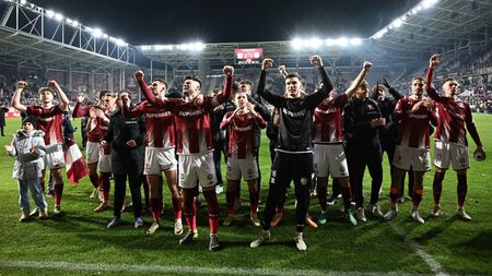 Giuleștenii sunt peste tot acasă! Poli Iași - Rapid, șanse mari să se joace cu stadionul plin chiar dacă prețul biletelor s-a dublat: „Grupele de copii și juniori vor avea accesul gratuit”. EXCLUSIV