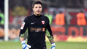 Bălgrădean: "L-am lovit pe Alcenat, a fost penalty clar, dar nu se impunea cartonașul roșu"