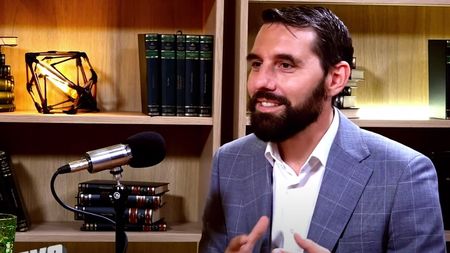 Principele Nicolae, dezvăluiri despre pasiunea pentru sport în podcast-ul „Altceva cu Adrian Artene”: „Cu ei am ținut când eram în Anglia!” | VIDEO