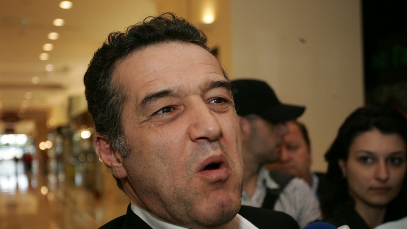 "Turcu nu ia decizii nici la grupele de juniori de la Dinamo"