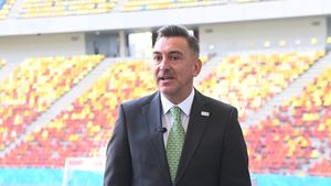 Ilie Dumitrescu a pus lupa de specialist pe doi fotbaliști de la FCSB și a descoperit asta despre ei: „Se vede”