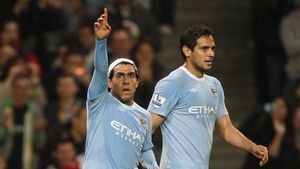 Mutare de senzație: Balotelli, la schimb cu "apașul" Tevez! Ce echipă e avantajată?