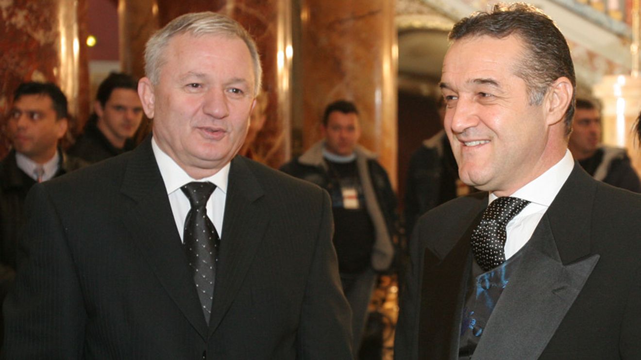 Porumboiu: "Cei de la Steaua devin penibili!** Ei nici nu știu că Ouon joacă pe postul de fundaș dreapta!"