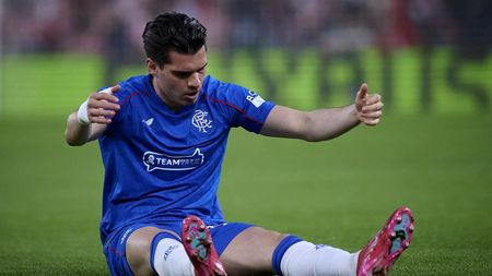 Ianis Hagi s-a accidentat la genunchi, în Rangers - Celtic! Ar putea rata meciurile României din preliminariile Campionatului Mondial 2026