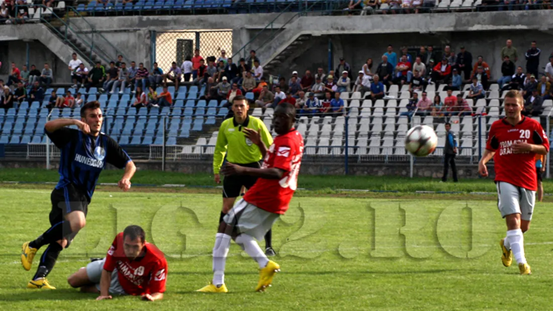 Încă un test trecut de FC Hunedoara,** 1-0 cu FC Caransebeș