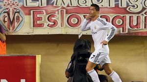 Ronaldo, prima reacție după ce și-a prelungit contractul cu Real: "Voi încerca să înscriu încă 200 de goluri în acești ani!"