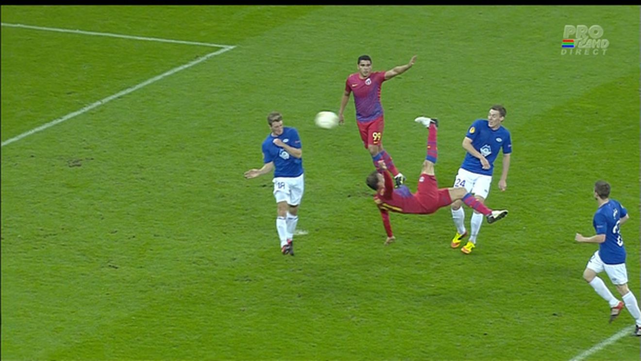 "Foarfeca" lui Chiricheș, nominalizată la reușita săptămânii în lume!** Grozav a ratat 'top 10'-ul! Care ți se pare cel mai spectaculos gol?