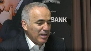 Garry Kasparov, despre psihologie militară, hipnoză și doping în șah: „Orice influență poate avea efect”! Cum le-a combătut marele maestru: „Eu cred în mutări puternice” | VIDEO EXCLUSIV