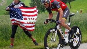 S-a terminat!** Lance Armstrong s-a retras din competițiile internaționale