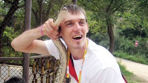 "Struțul"** veninos