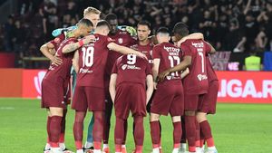 Gigi Becali a decis să-l transfere de la CFR Cluj. S-a dezlănțuit după ce a renunțat la Louis Munteanu şi cumpără alt titular al lui Petrescu: „Pe el mi-l dă Neluțu”