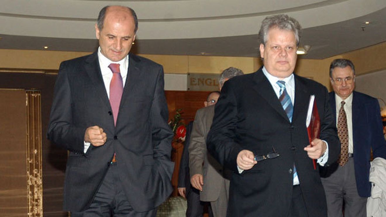 Omul care nu mai crede în lacrimile lui George Copos:** "Retragerea este un act de imagine al unui 'Moș Zgârciun'"