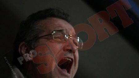 Gigi Becali, exuberant**: "Am fost din nou tiki-taka Barcelona! Nu mai iau în calcul schimbarea lui Lăcătuș"