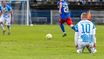 Corvinul nu a putut ”dezgheța” tabela în derby-ul cu Steaua, dar rămâne prima în Liga 2! Florin Maxim: ”Mă aștept mai mult de la unii jucători!”
