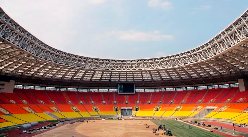 UEFA, îngrijorată de starea gazonului de pe Luzhniki