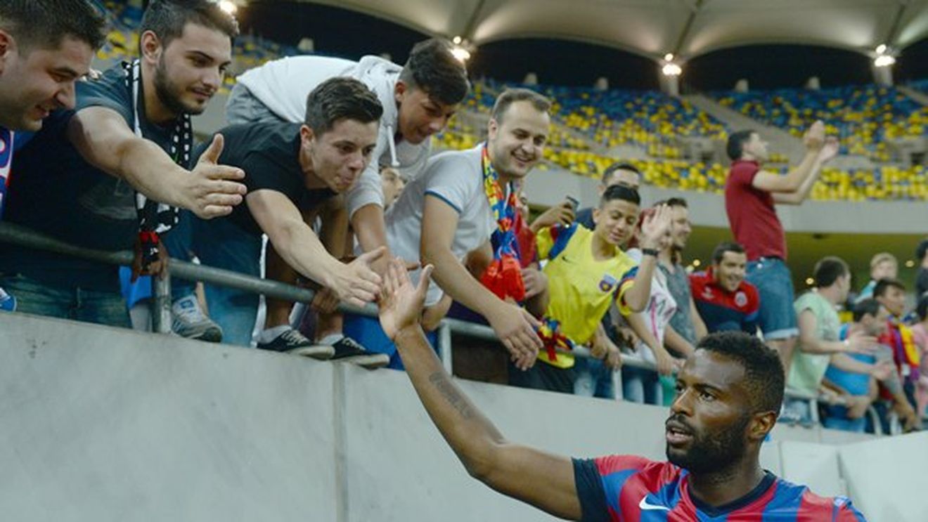 A picat transferul lui Varela la Malaga. Clubul din Primera nu vrea să-i plătească 5 milioane de euro lui Becali. Fotbalistul ar fi primit 500.000 de euro pe sezon