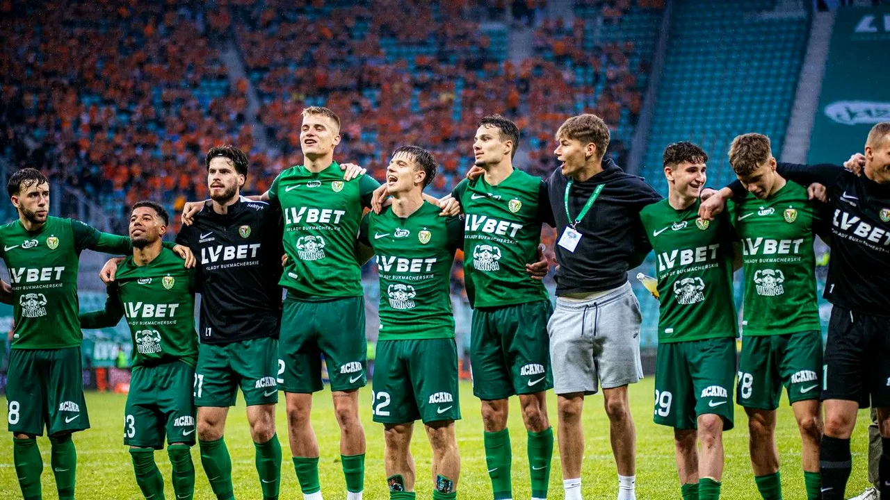 Transferul zilei în Superliga. Atacantul a acceptat oferta şi semnează cu Craiova lui Rădoi