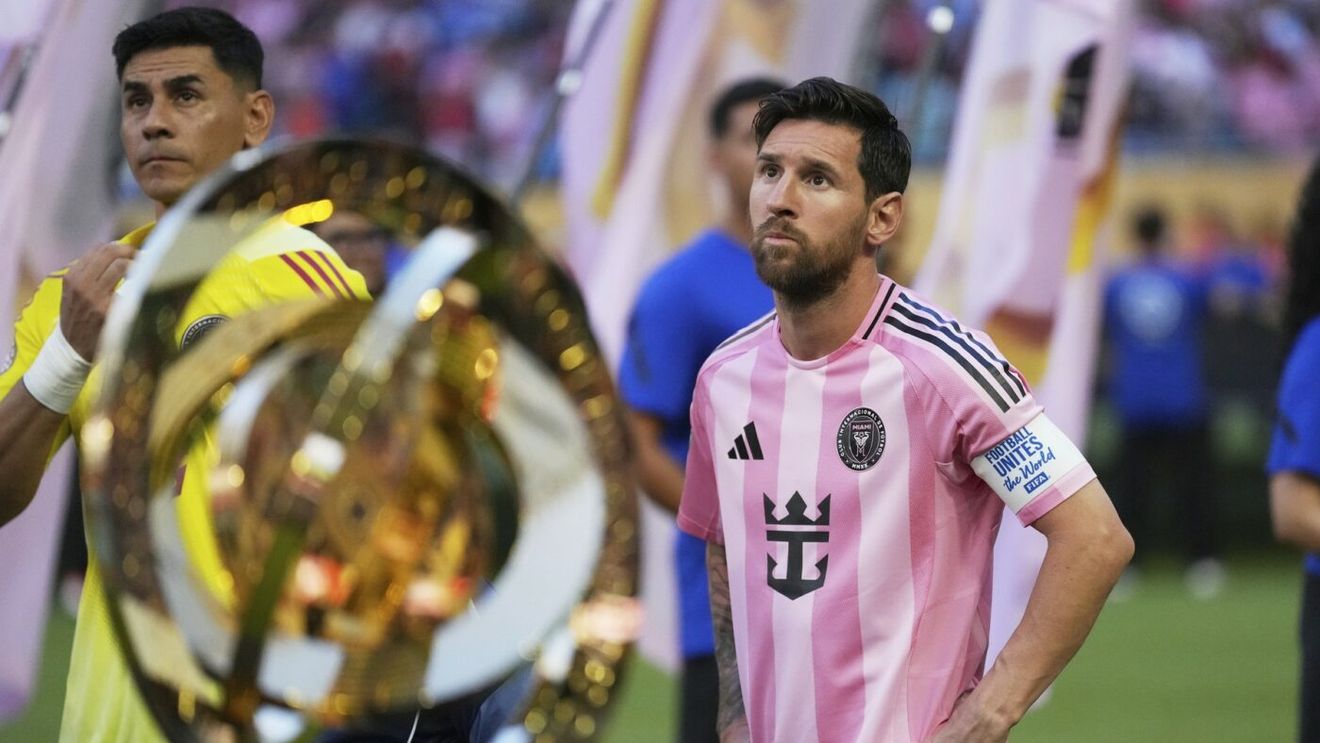 Omul de televiziune a făcut cel mai bun 11 din istoria fotbalului și Messi nu are loc