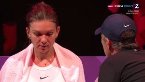 FOTO | Halep l-a chemat pe Cahill la on-court coaching, dar abia l-a băgat în seamă! Simona nu și-a putut stăpâni furia și s-a lovit singură cu pumnul