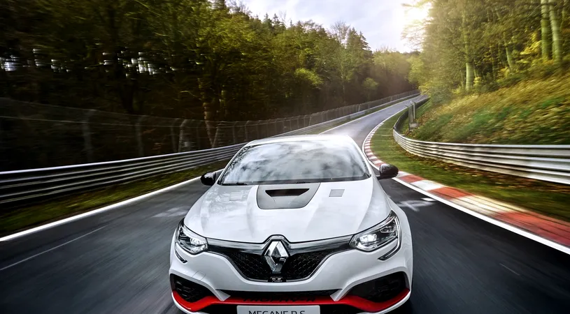 Noul Megane R.S a stabilit un nou record pe Nürburgring, pentru cel mai performant model comercializat vreodată de Renault