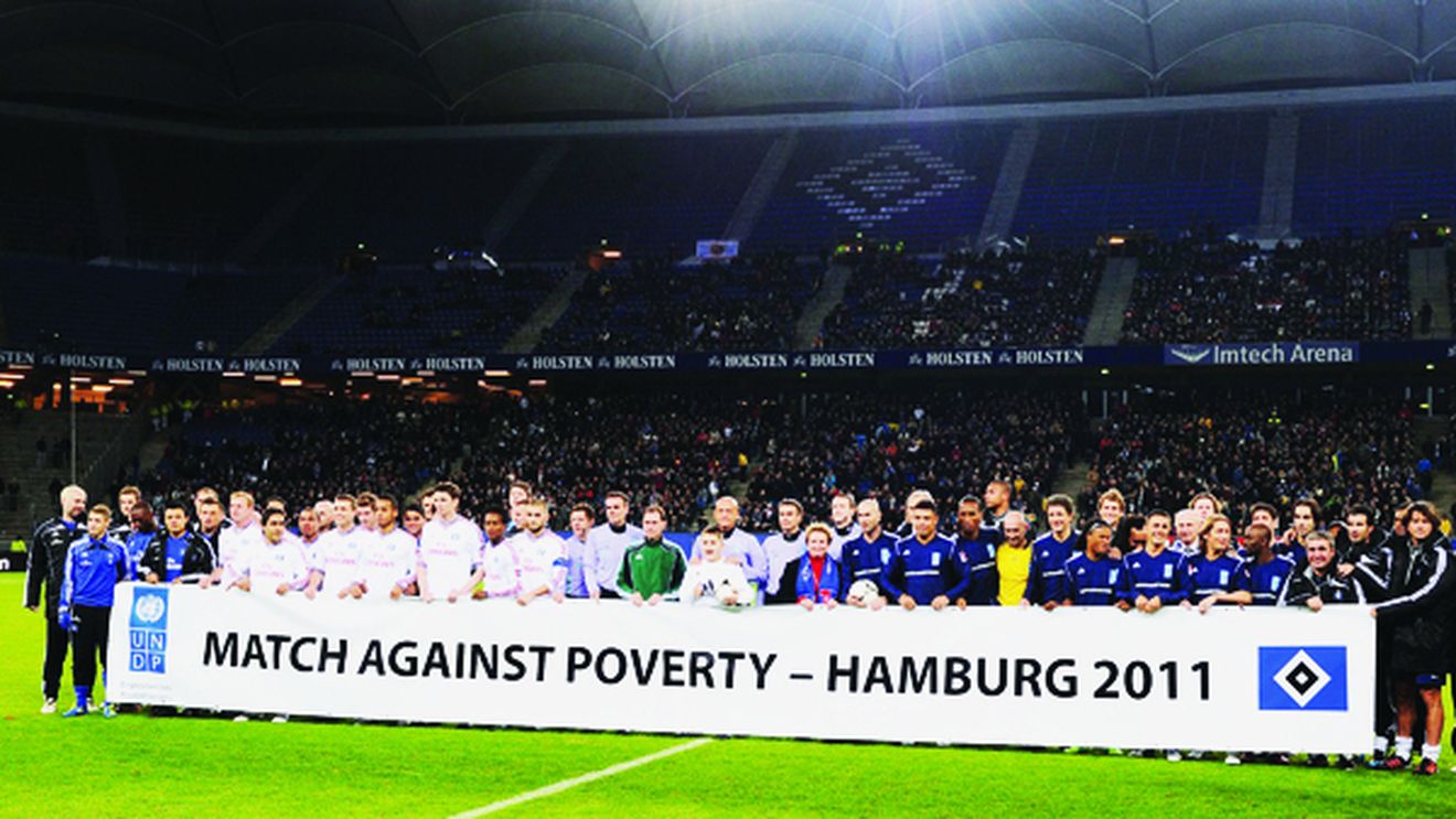 Hagi și Popescu, show într-un meci de Old-boys