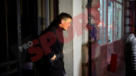 FOTO: Keșeru a trecut cu bine vizita medicală și e OFICIAL jucătorul Stelei. Anunțul roș-albaștrilor