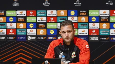 Antrenorul olandezilor, un monument al deznădejdii: „Asta e legea fotbalului european”