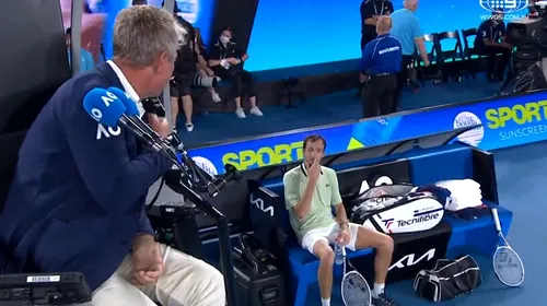 „Vreau să anunți că e un idiot ăla care țipă între primul și al doilea serviciu!” Ce i-a putut cere Daniil Medvedev arbitrului în finala cu Rafael Nadal de la Australian Open | VIDEO