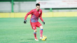 "Vreau ca Steaua să ia titlul, iar băiatul meu să câștige trofee!"** Tatăl stelistului Pârvulescu prefațează duelul Grigoraș - Stoichiță