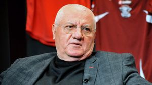 Proiectul imobiliar de milioane de euro al lui Mitică Dragomir e blocat la PUZ, iar afaceristul s-a apucat de citit „o carte foarte bună”