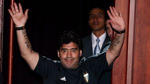 Diego Armando Maradona, președinte la Portsmouth?