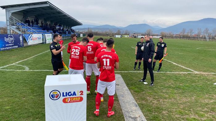 Echipa din Liga 2 în pragul colapsului! Trăiește doar din mila oamenilor: ”Așa am achitat costurile cu deplasările și am organizat meciurile de acasă.” Jucătorii, convinși cu greu să se antreneze