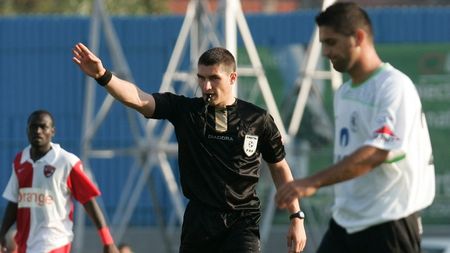 Avram l-a „împușcat"!