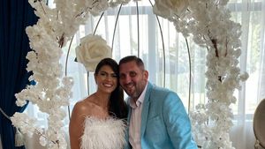 Oana Lefter, fosta mare handbalistă de la CSM București și Rapid, se declară o persoană fericită: „Am o familie minunată, sunt mămică și cu toții suntem sănătoși". Ce afacere a deschis. SPECIAL