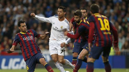 Busquets, gest incalificabil la adresa lui Pepe. FOTO - Mijlocașul Barcelonei și-a călcat adversarul