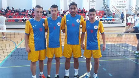 Românii, calificați în șase finale la Mondialul de fotbal tenis 