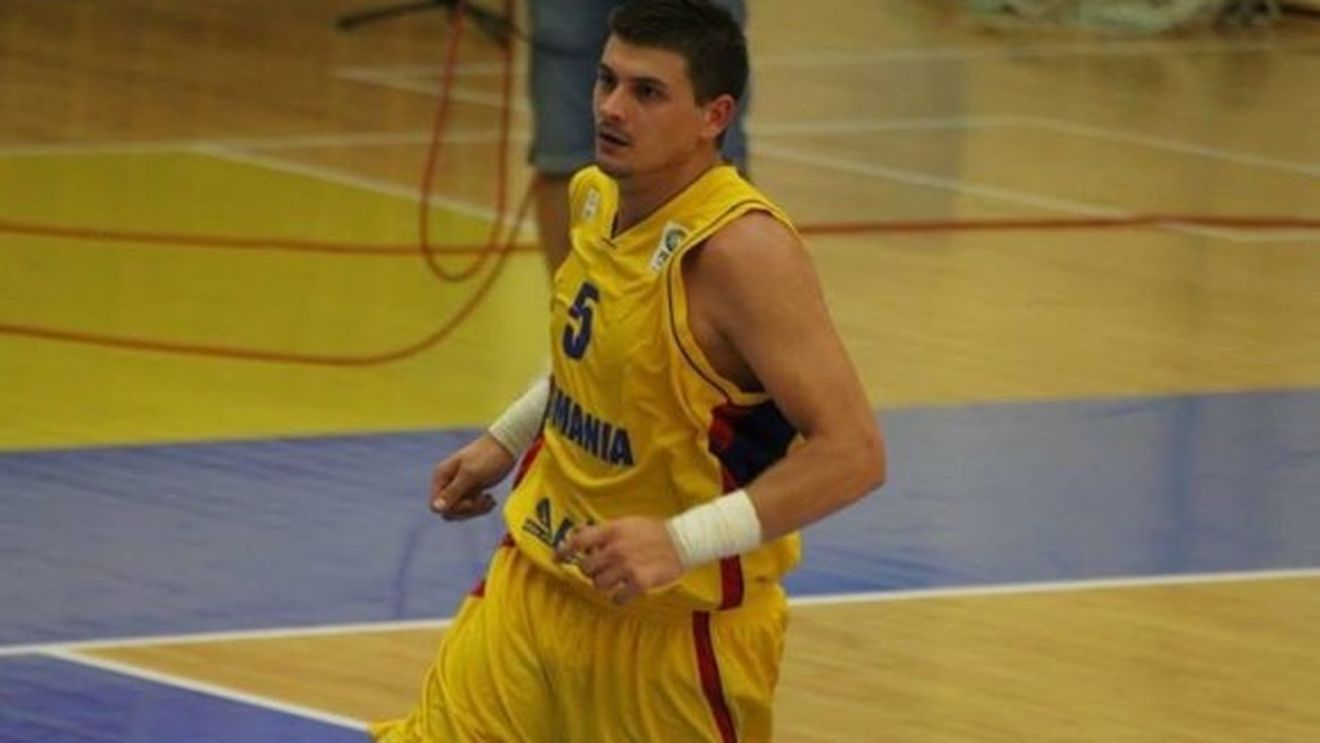 FOTO | Un baschetbalist de la BCM U Pitești a fost jefuit în propria sa casă. Imagini cu hoțul prins în acțiune