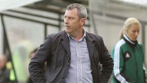 Încă un scandal în Liga 1! Rednic, acuzat de Ioan Niculae că a trântit două meciuri!** "L-a luat valul! Mă bucur că am scăpat de fotbalul românesc" EXCLUSIV Replica antrenorului