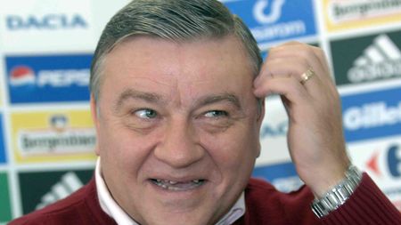 Sandu bagă mâna în foc: **"Nu avem arbitri corupți"