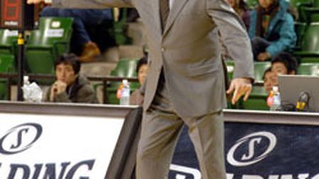 Neumann: "E o onoare pentru mine să duc România în elita baschetului!"