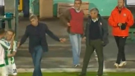 Lucescu își explică gestul care a făcut înconjurul lumii: "Nu am trăit așa ceva de 30 de ani! A văzut toată țara"