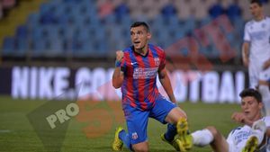 Sănmărtean către Keșeru: "Spune-le de premoniția ta!" Golgheterul Stelei îl trece pe "Magician" la assist, chiar dacă mingea a lovit bara