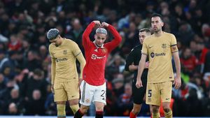 Barcelona, out din Europa League înainte de optimile de finală! AS Roma, revenire spectaculoasă! Toate rezultatele serii din Europa și Conference League