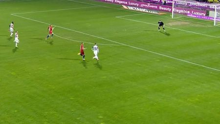 FCSB, umilită de Ashkovski! FC Botoșani a deschis scorul la Giurgiu după o fază incredibilă. Totul a plecat de la eroarea lui Valentin Crețu | VIDEO & FOTO