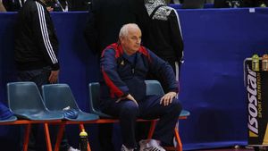 România câștigă greu cu Islanda, Tadici este nemulțumit:** "Le-am făcut mari! Puteam câștiga la zece goluri"